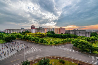 光影校園